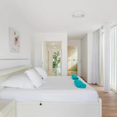 Luxliving Tenerife Serenas *